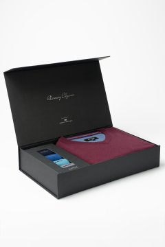 Set pánskeho svetra MARCELIO Marsala a ponožiek v darčekovom boxe